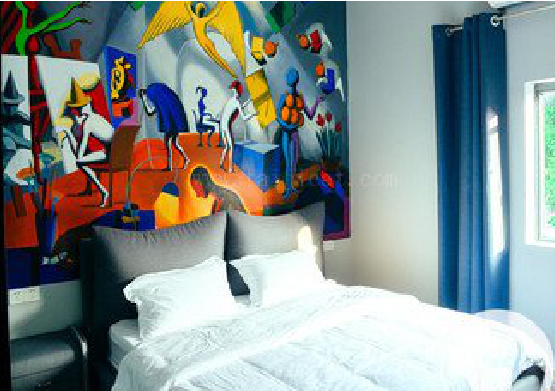 沐川对于酒店的墙体彩绘而言更注重哪些方面？